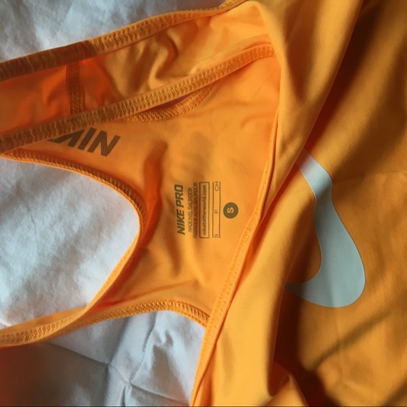 NIKE PRO TOP - Picture 3 of 3